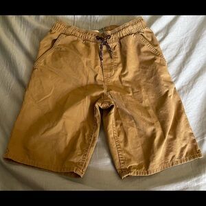 Old Navy pull on drawstring shorts